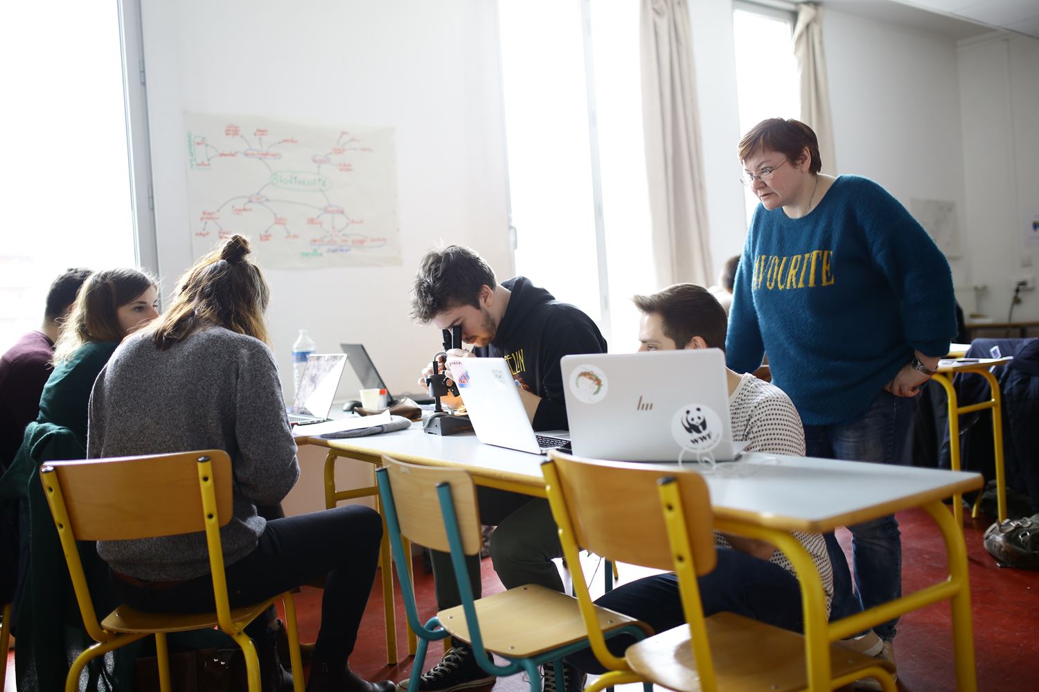 étudiants en salle de cours