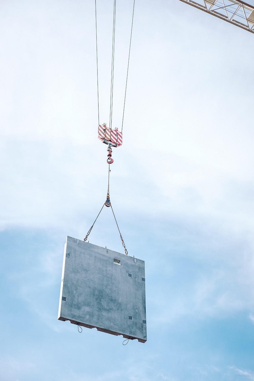 matériel en élévation sur un chantier