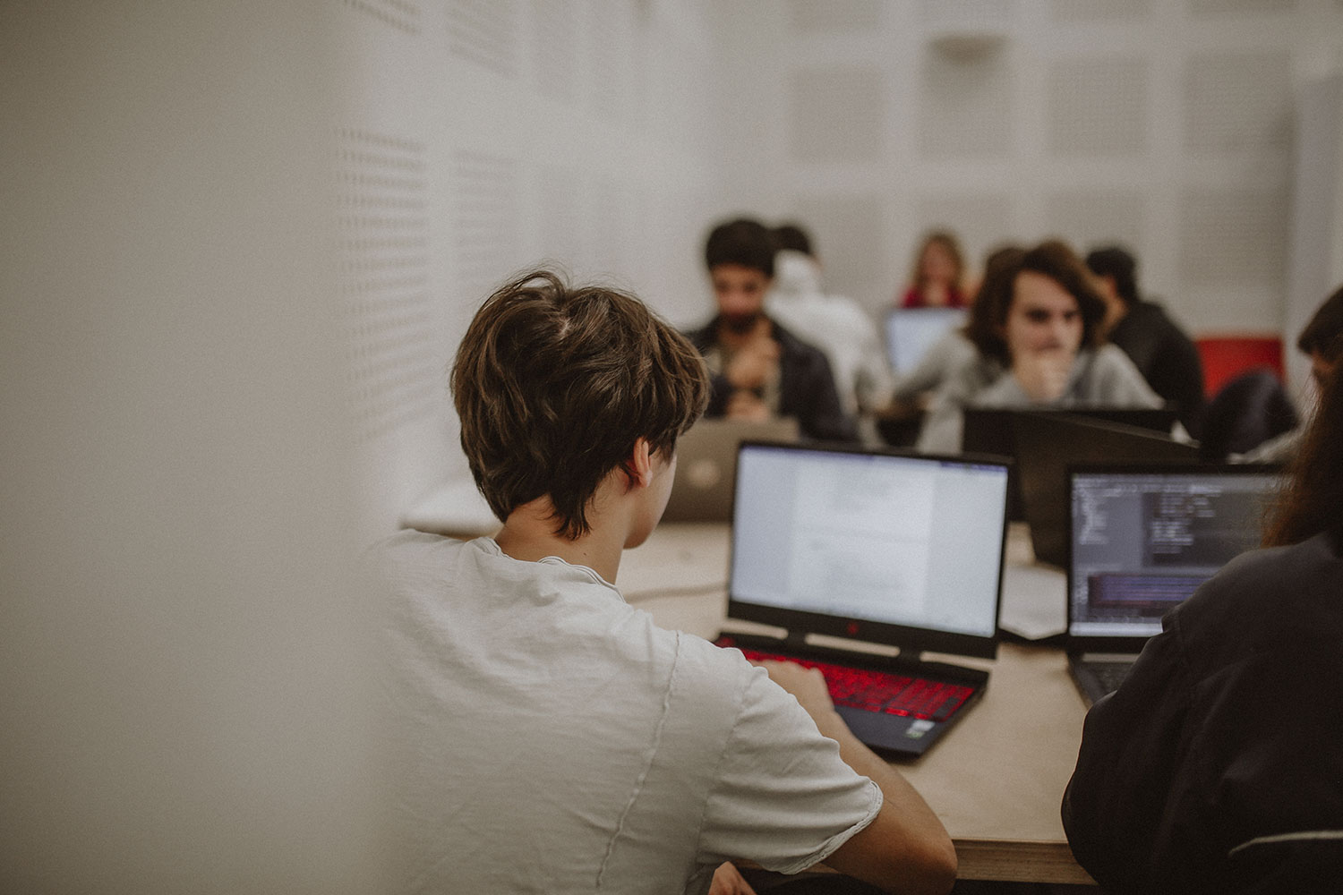 étudiant ordinateur