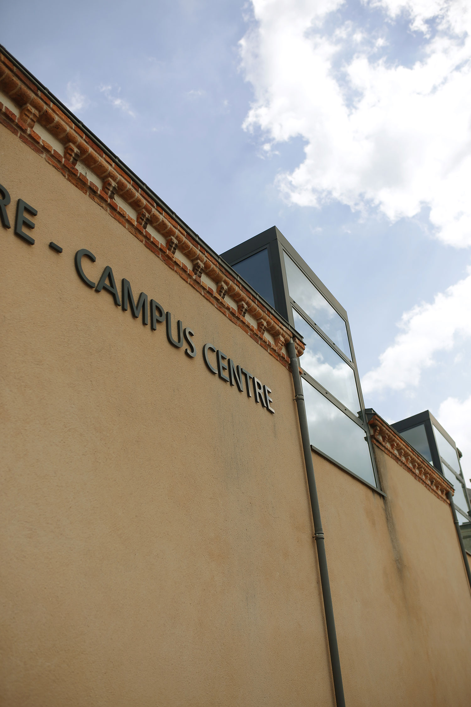 bâtiment campus Châteauroux