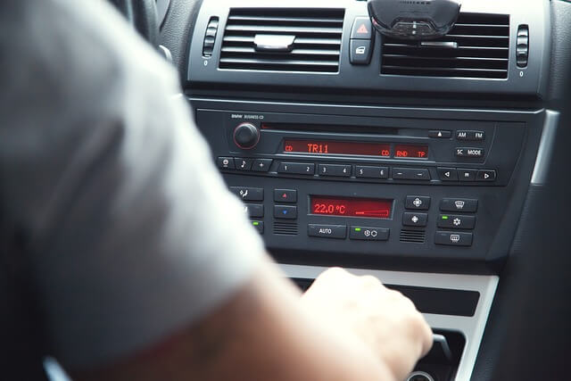 voiture radio